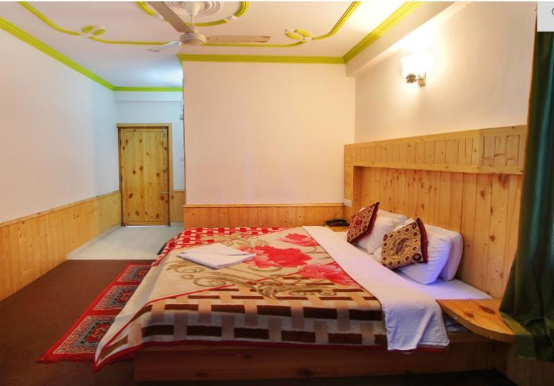 Hotel Hilltop - Manali (Himachal Pradesh) — Photos 3